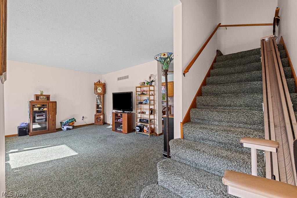 West Newton Ave Allotment - Residential Income