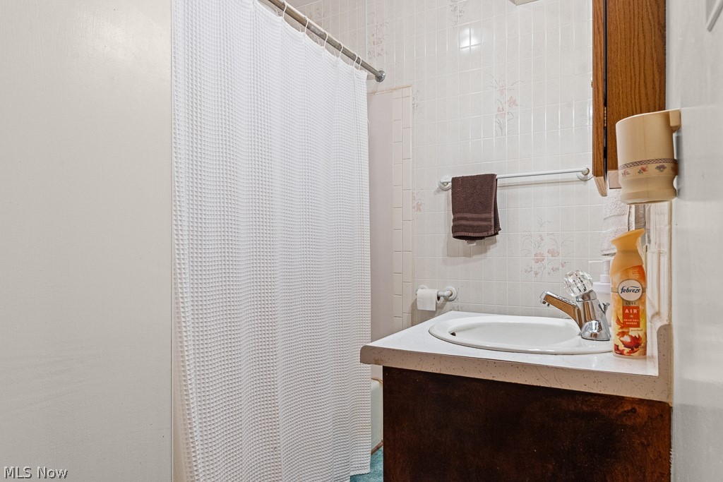 West Newton Ave Allotment - Residential Income