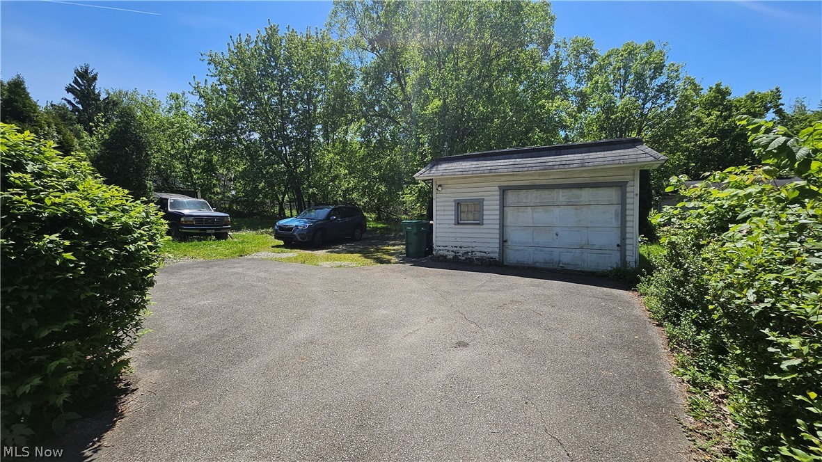 Maple Grove - Residential