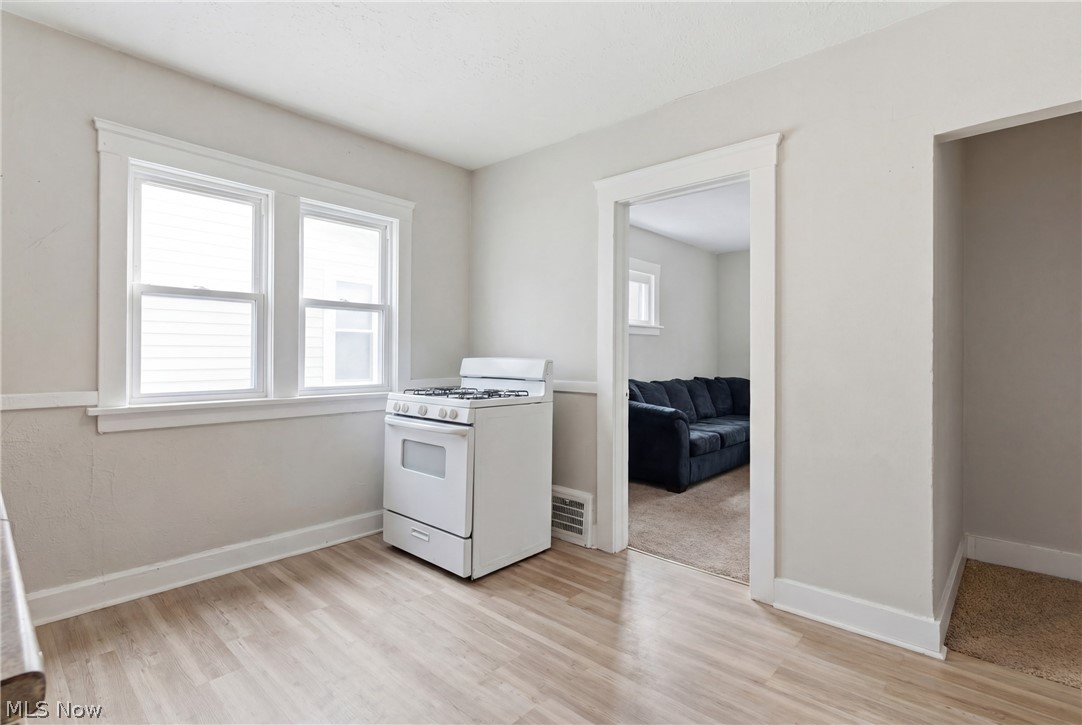 Miles-Harvard Park 01 - Residential Income