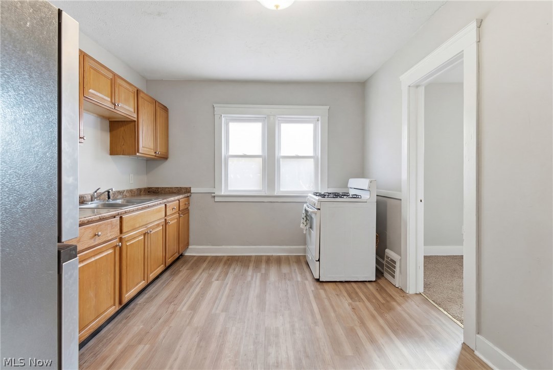 Miles-Harvard Park 01 - Residential Income