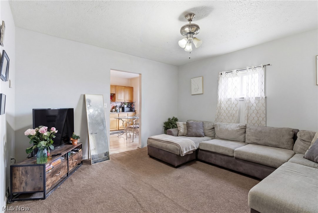 Miles-Harvard Park 01 - Residential Income