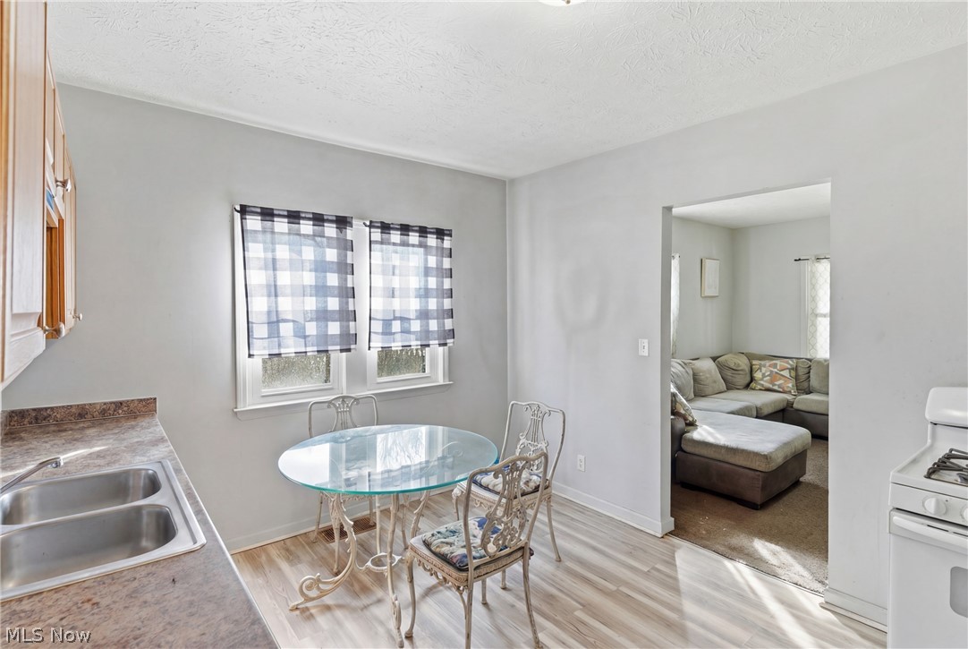 Miles-Harvard Park 01 - Residential Income