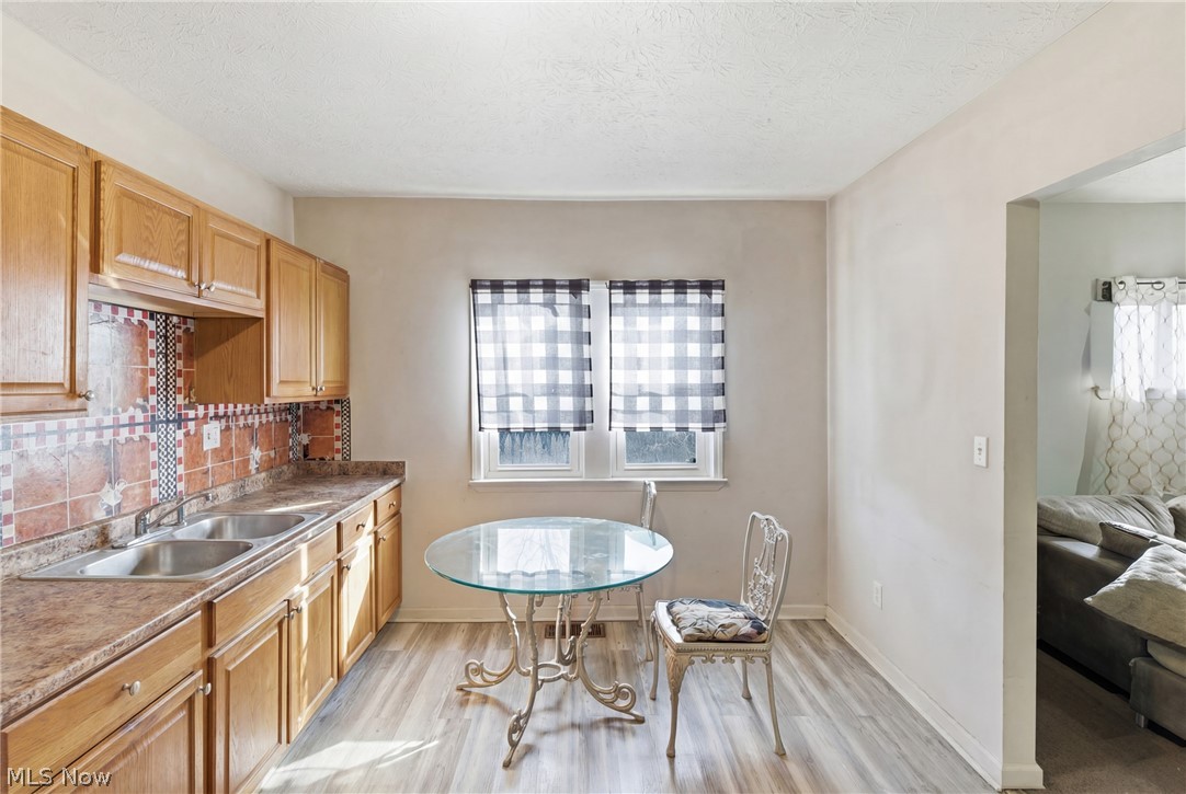 Miles-Harvard Park 01 - Residential Income