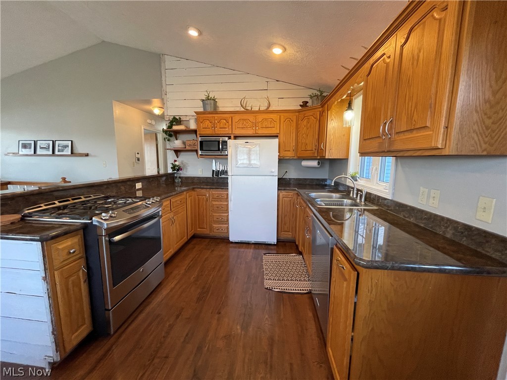 Jelloway Lake Sub - Residential