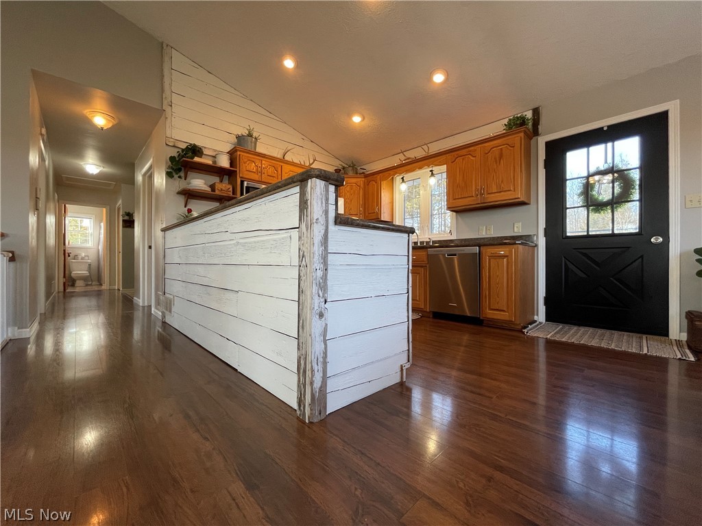 Jelloway Lake Sub - Residential