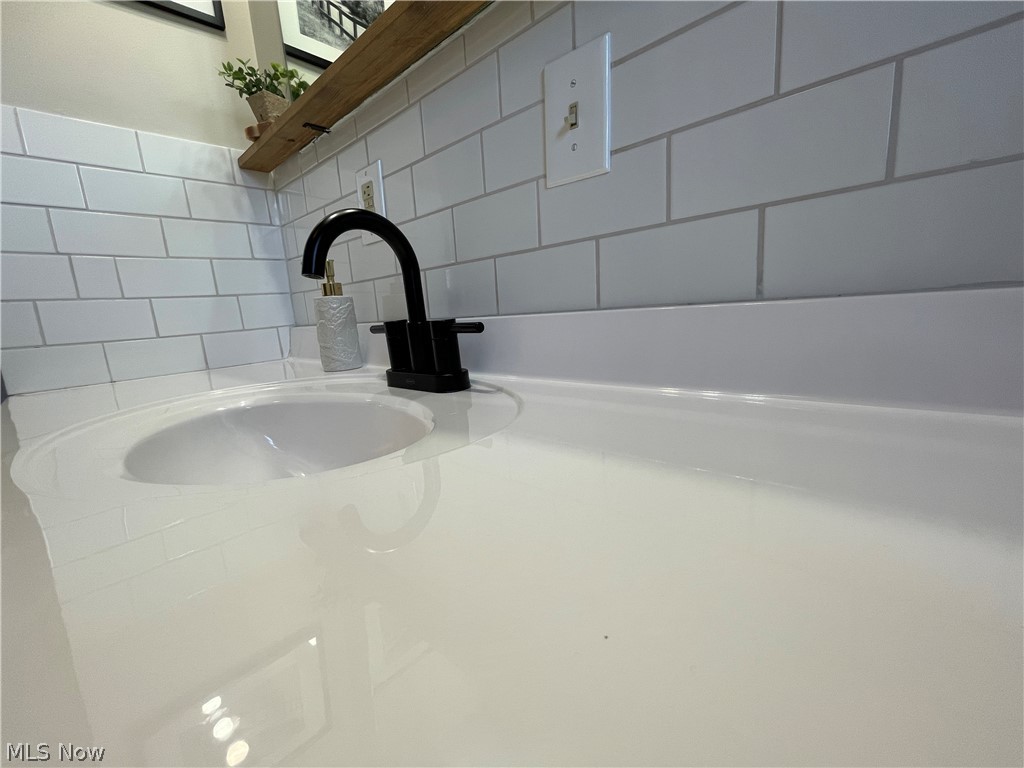 Jelloway Lake Sub - Residential