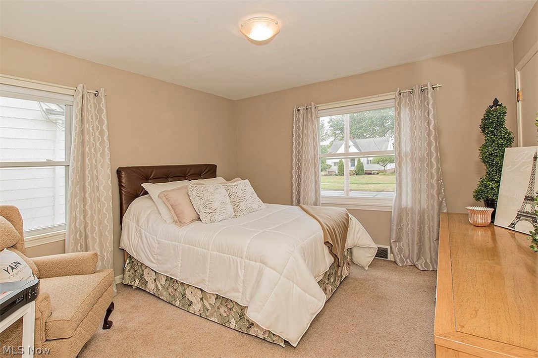 Quayle Telling Realty Companys - Residential