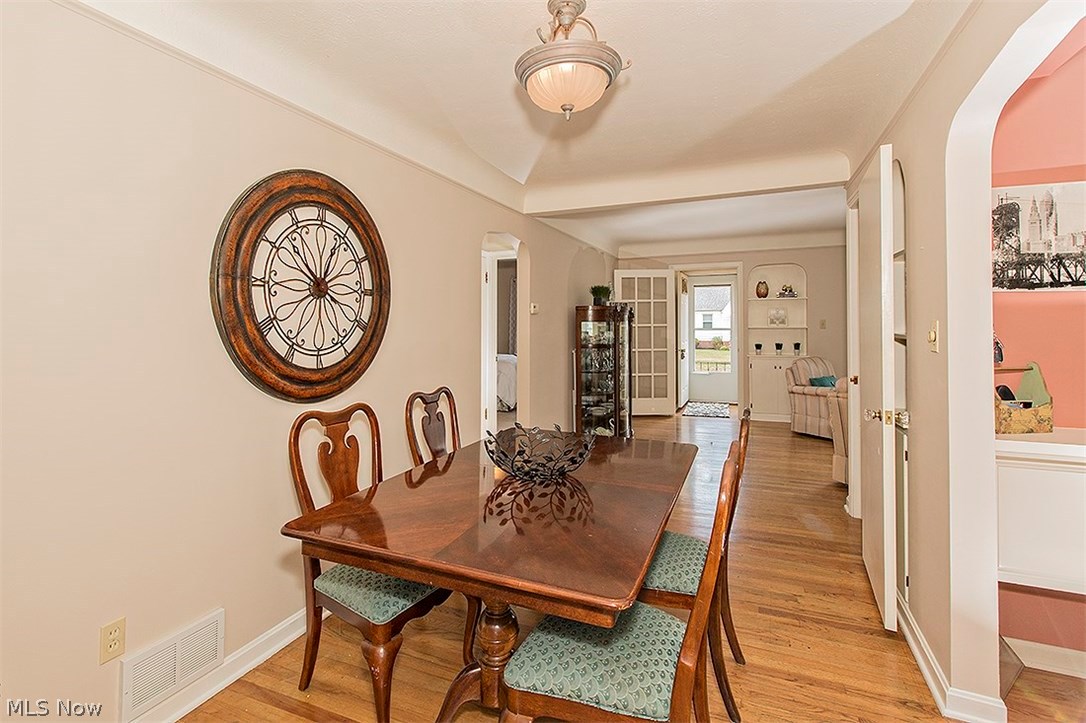 Quayle Telling Realty Companys - Residential
