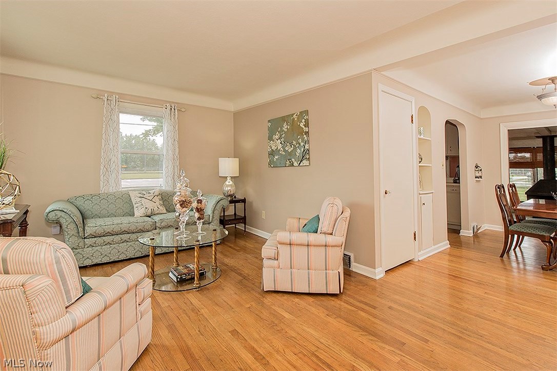 Quayle Telling Realty Companys - Residential