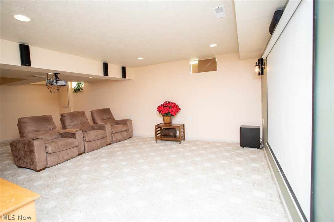 Thousand Oaks Estate Sub - Residential