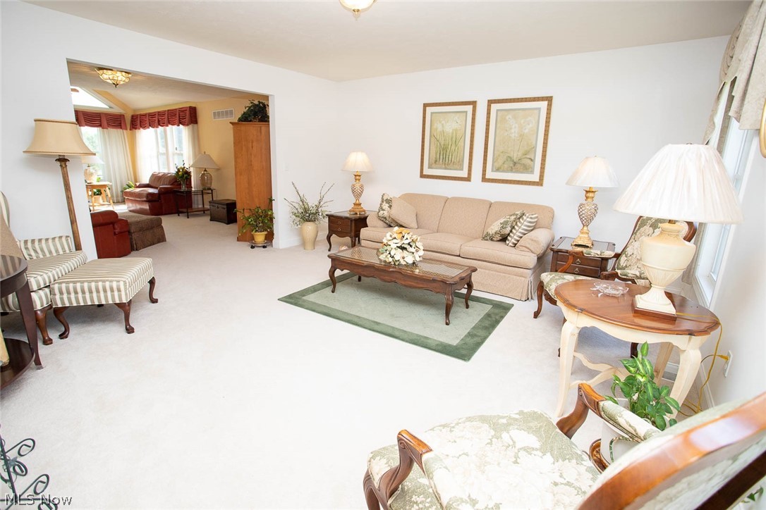 Thousand Oaks Estate Sub - Residential