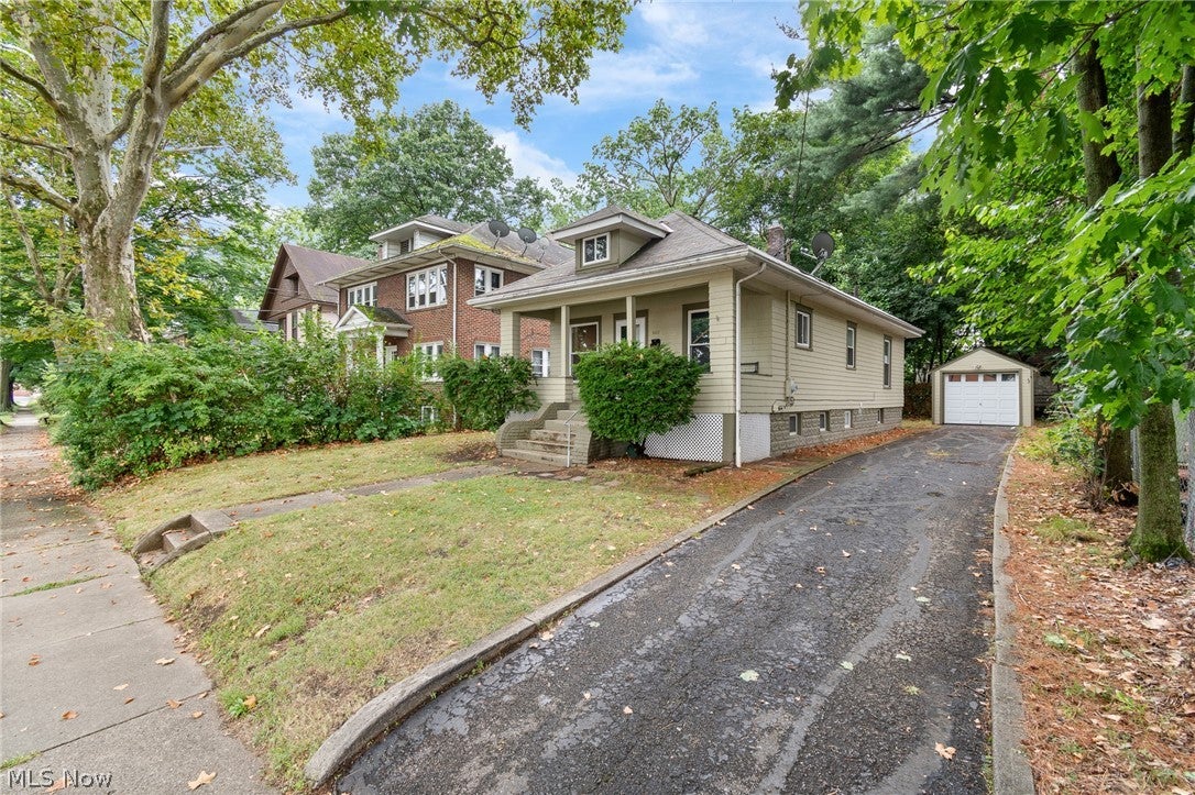 602 Blaine Avenue