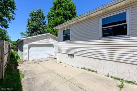 Tiny photo for 152 Kreiner Avenue, Akron, OH 44312 (MLS # 5217750)