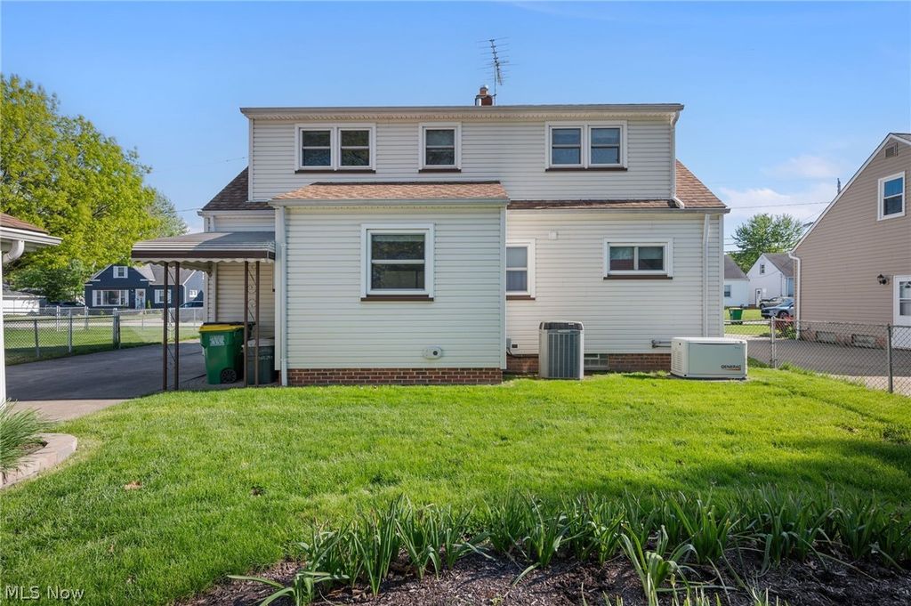 Photo of 30401 Harrison Street, Willowick, OH 44095 (MLS # 5208512)