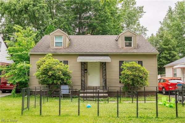 892 HAYDEN AVE, AKRON, OH 44320 - Image 7cd495f87cf6a55f885fde9d0872d97f/3860362967