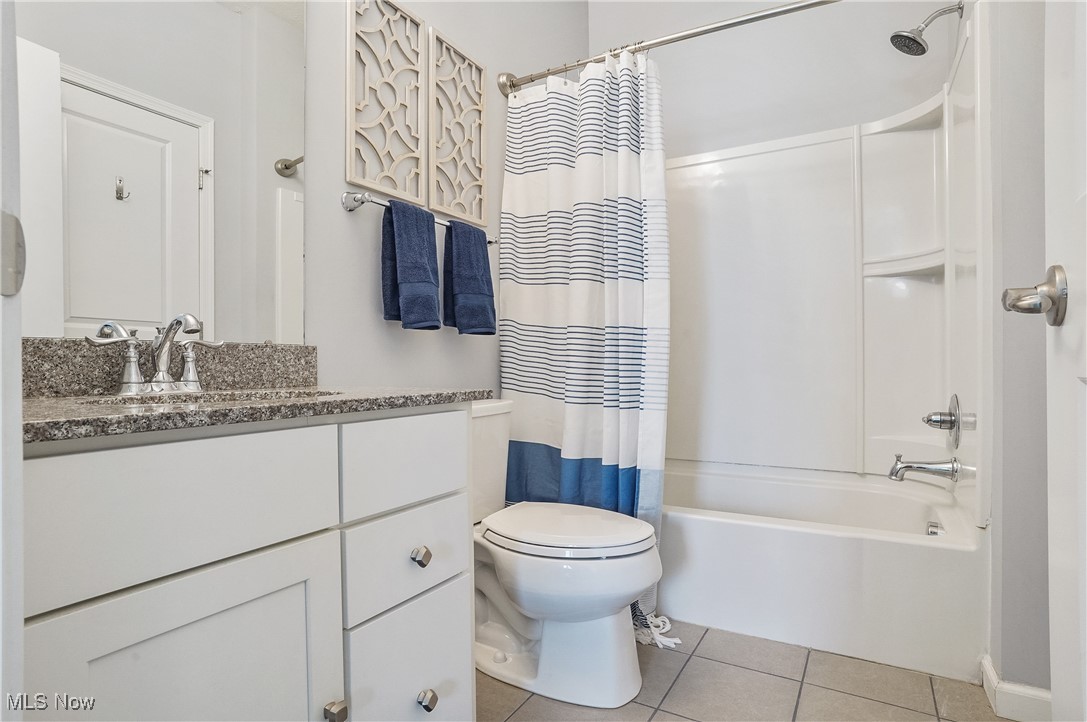 7936 Megan Meadow Drive, Hudson, Ohio image 16
