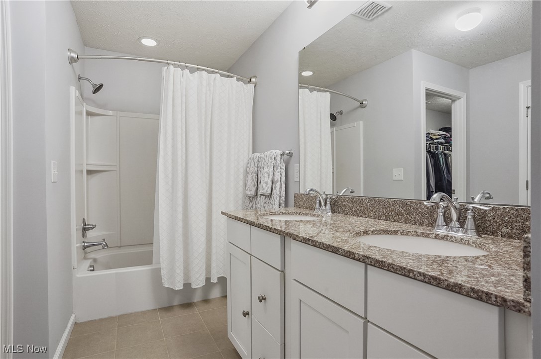 7936 Megan Meadow Drive, Hudson, Ohio image 28