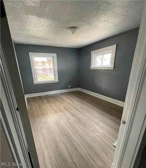 Tiny photo for 3461 E 143rd Street, Cleveland, OH 44120 (MLS # 5210461)