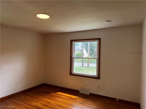 Tiny photo for 30107 Thomas Street, Willowick, OH 44095 (MLS # 5236831)