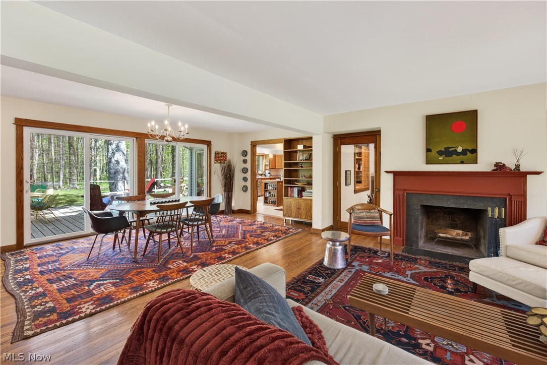 Roy & Pauline E Browns Woodcr - Residential