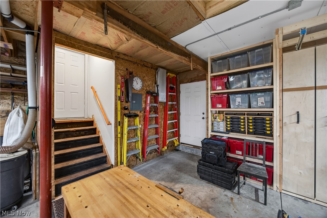Roy & Pauline E Browns Woodcr - Residential