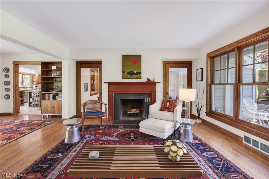 Roy & Pauline E Browns Woodcr - Residential
