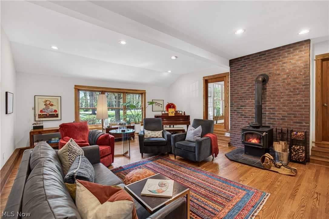 Roy & Pauline E Browns Woodcr - Residential
