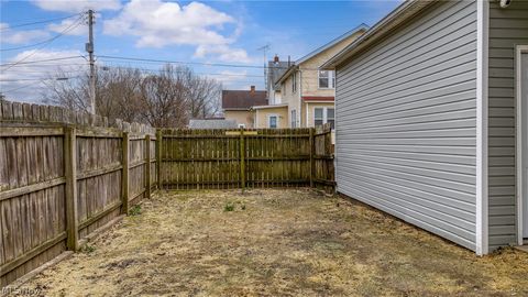 Tiny photo for 600 Arlington Avenue NW, Canton, OH 44708 (MLS # 5198027)