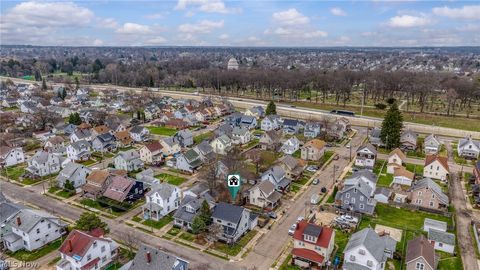 Tiny photo for 600 Arlington Avenue NW, Canton, OH 44708 (MLS # 5198027)
