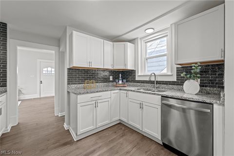 Tiny photo for 600 Arlington Avenue NW, Canton, OH 44708 (MLS # 5198027)