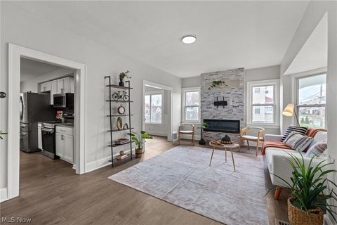 Tiny photo for 600 Arlington Avenue NW, Canton, OH 44708 (MLS # 5198027)