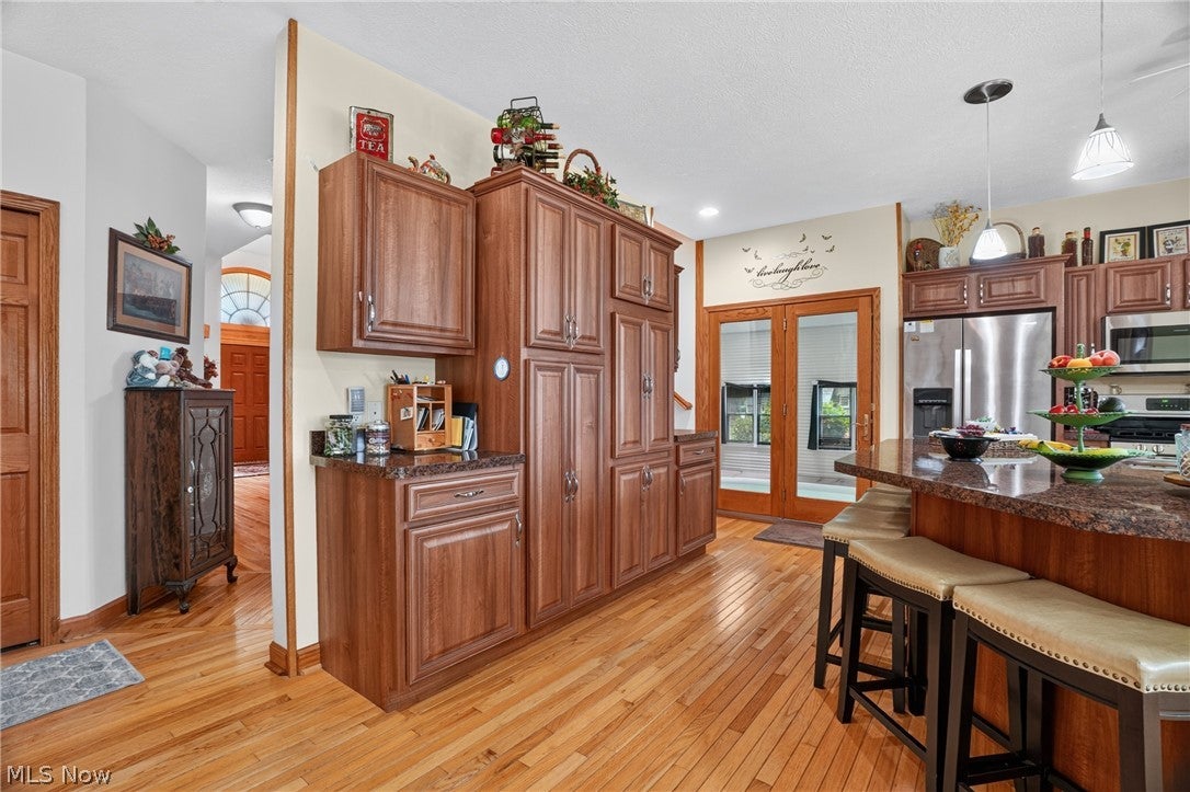 12 Lake Breeze Drive