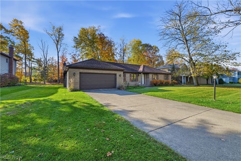 Tiny photo for 9881 Beechwood Drive, North Royalton, OH 44133 (MLS # 5257257)