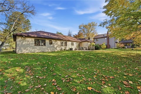 Tiny photo for 9881 Beechwood Drive, North Royalton, OH 44133 (MLS # 5257257)