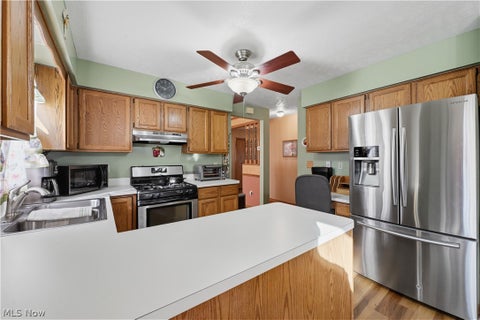 Tiny photo for 9881 Beechwood Drive, North Royalton, OH 44133 (MLS # 5257257)