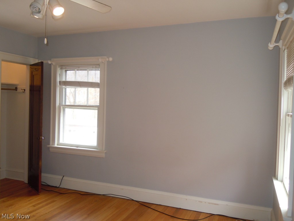 Vans - Residential Lease