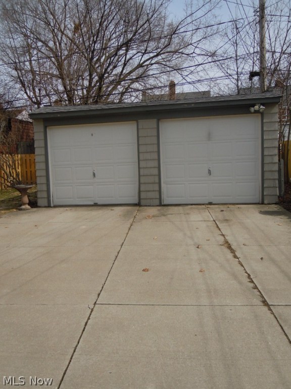 Vans - Residential Lease