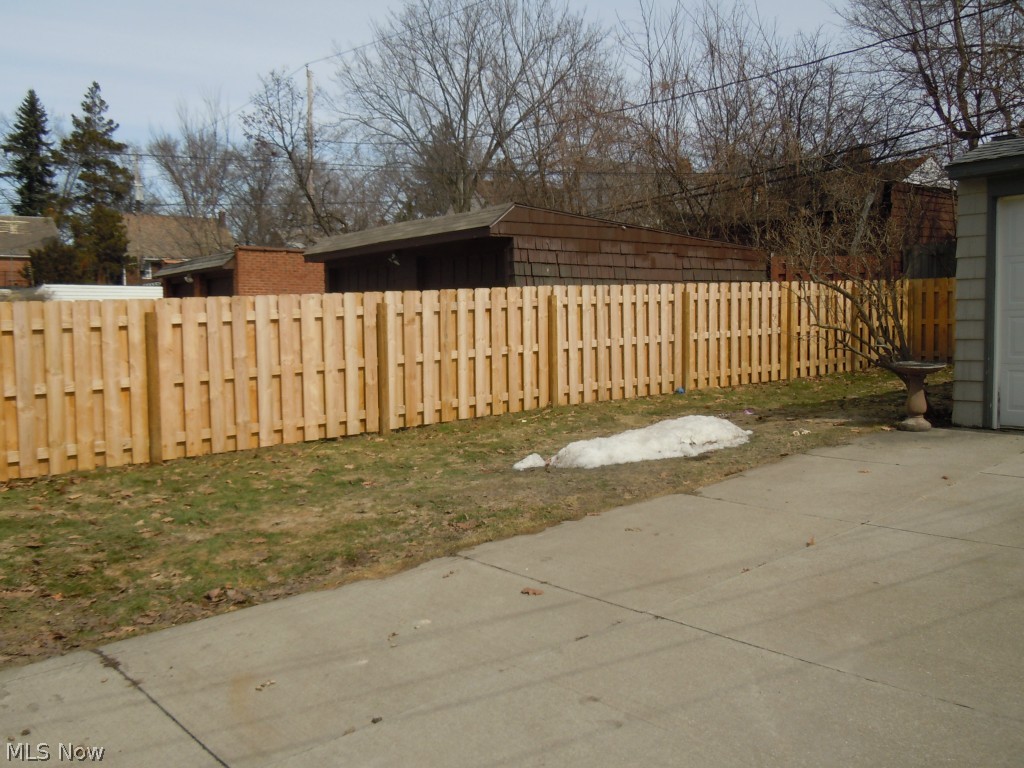 Vans - Residential Lease