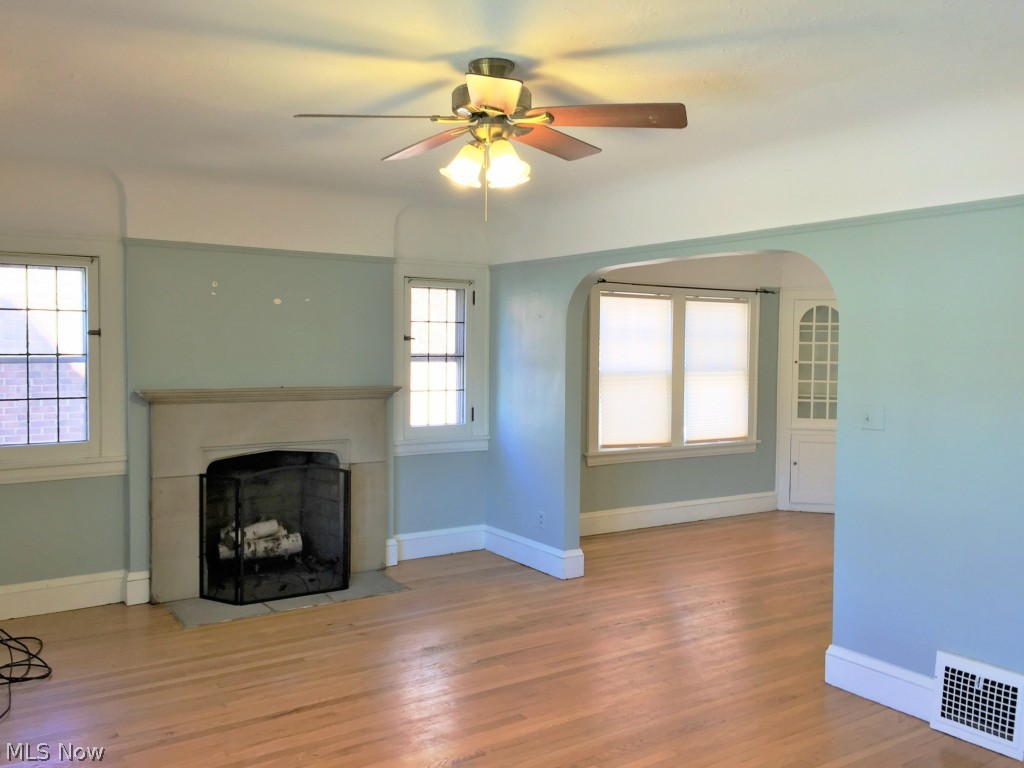 Vans - Residential Lease