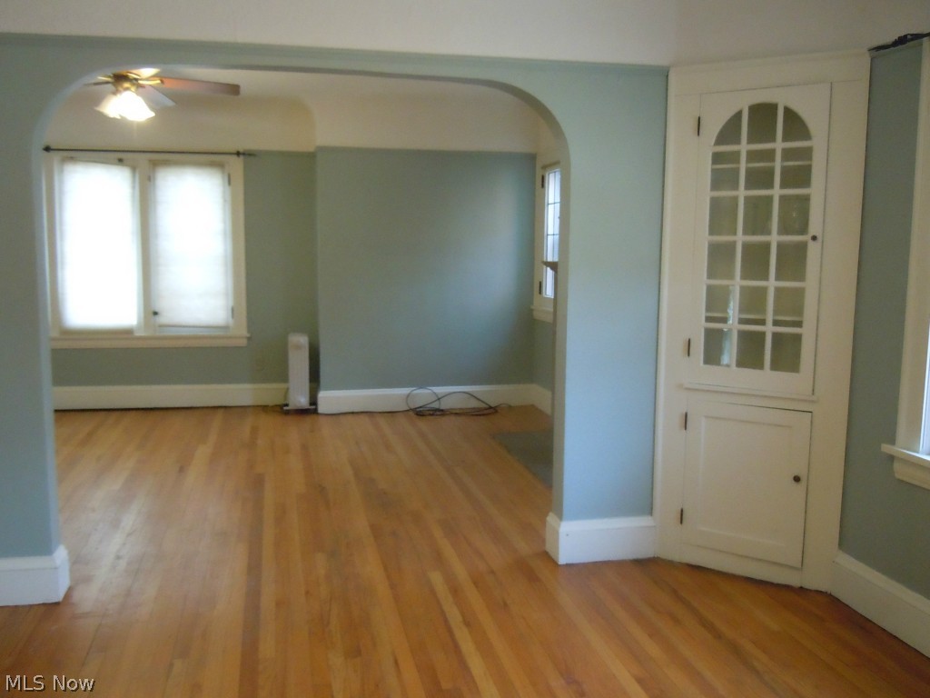 Vans - Residential Lease