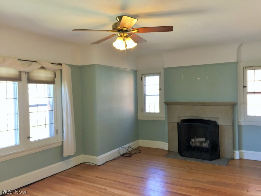 Vans - Residential Lease