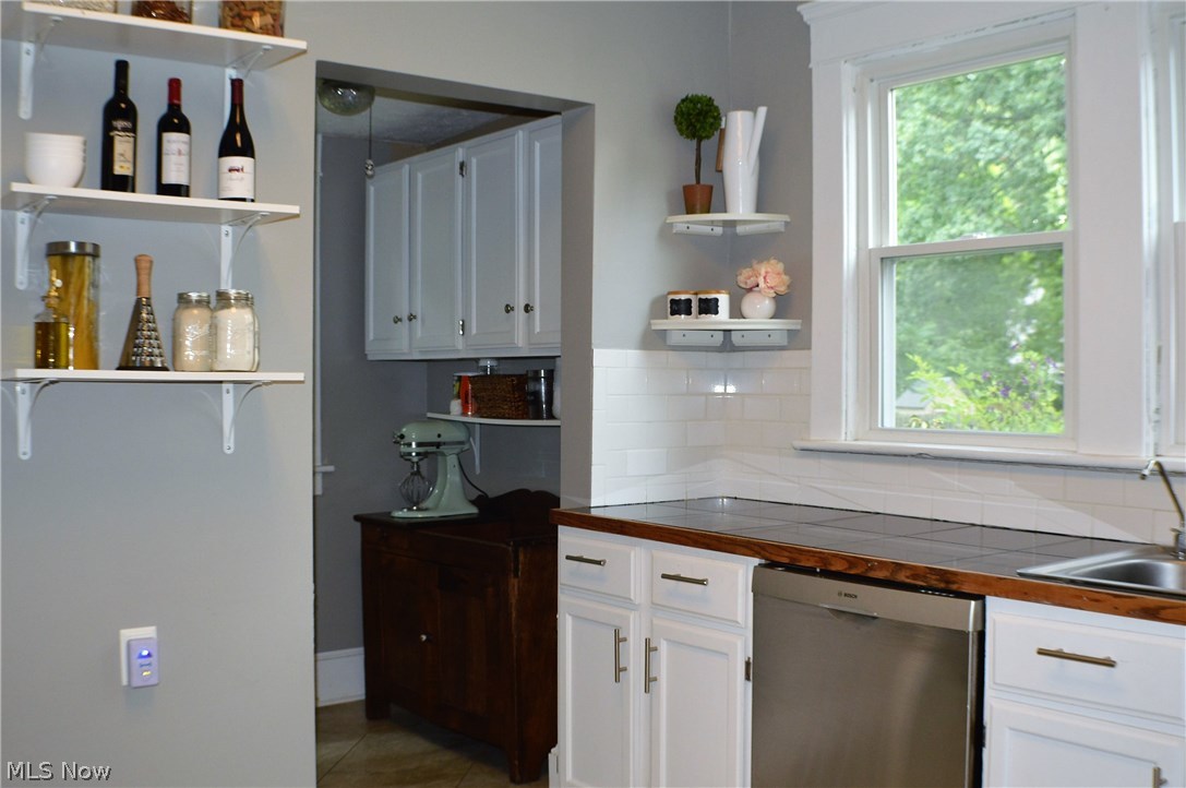 Samuel Bacons - Residential