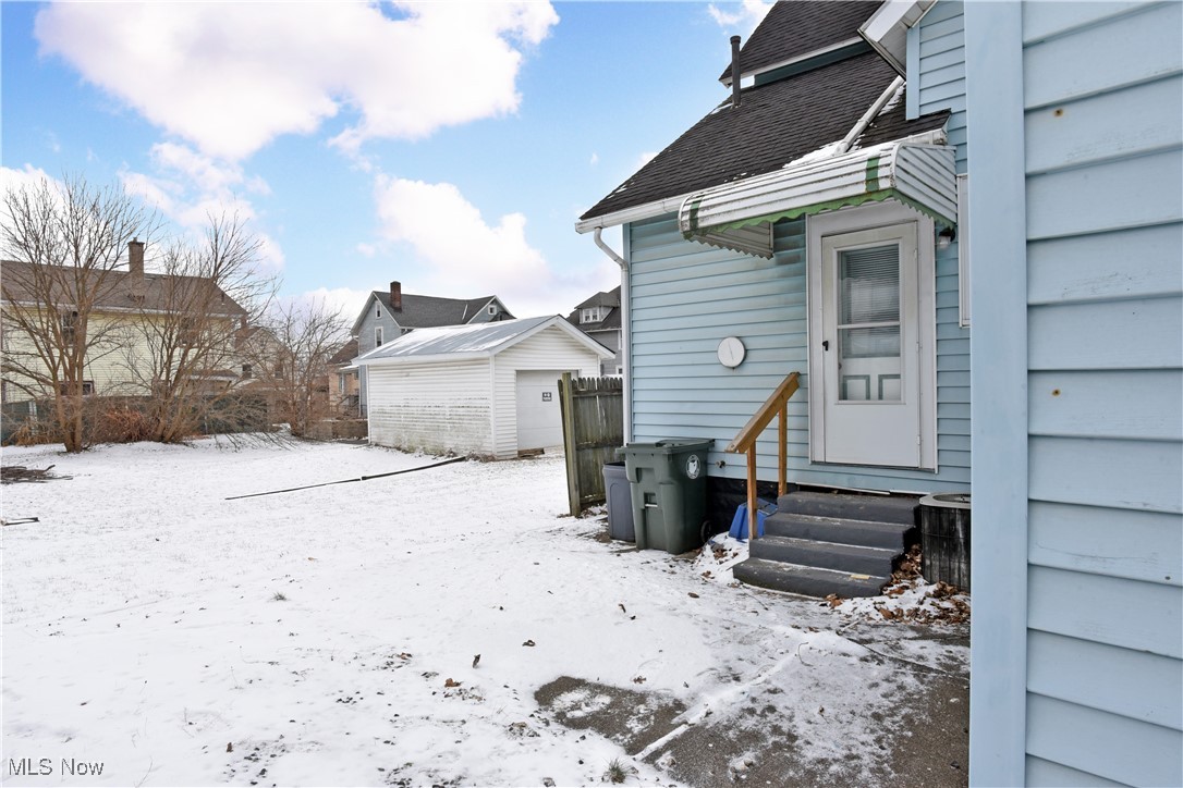 Canton - Residential Income