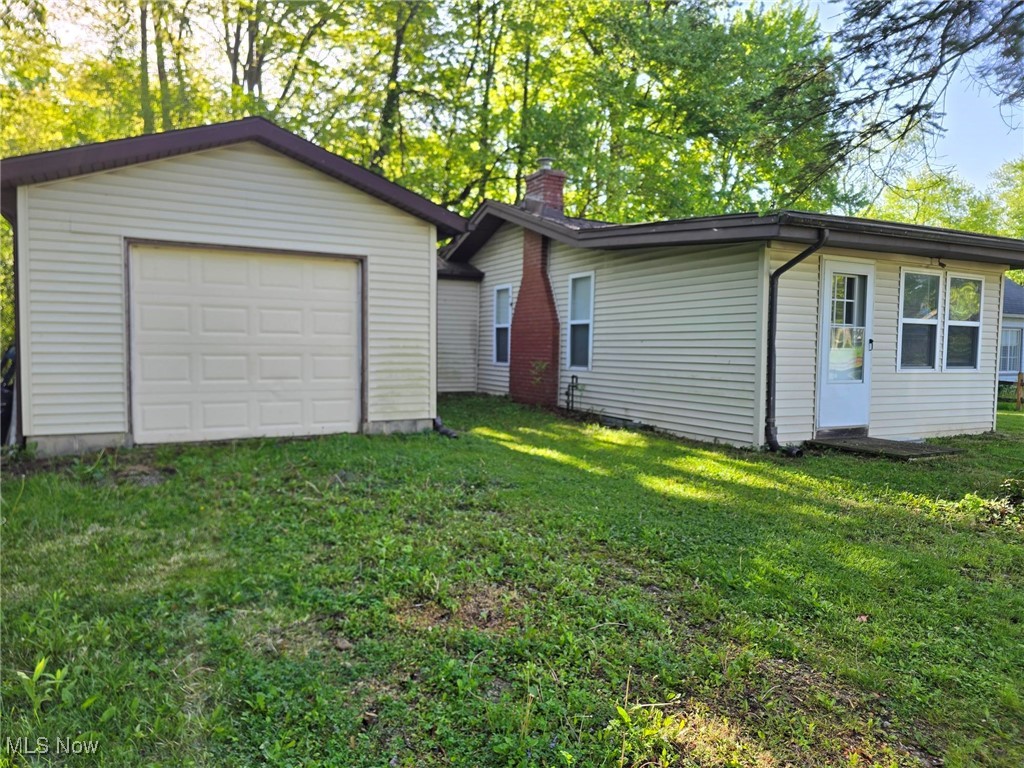 1461 Parkview Drive, Madison, Ohio image 2