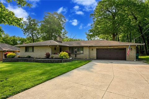 2660 S Mary Lane Seven Hills OH 44131