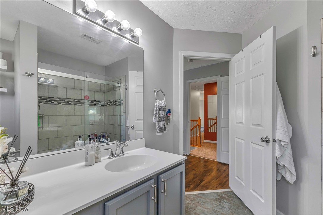 Hunter Rdg Clstr Hms Ph 03 - Residential