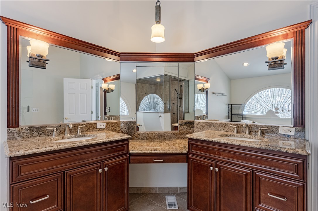 17381 Old Tannery Trail, Chagrin Falls, Ohio image 24