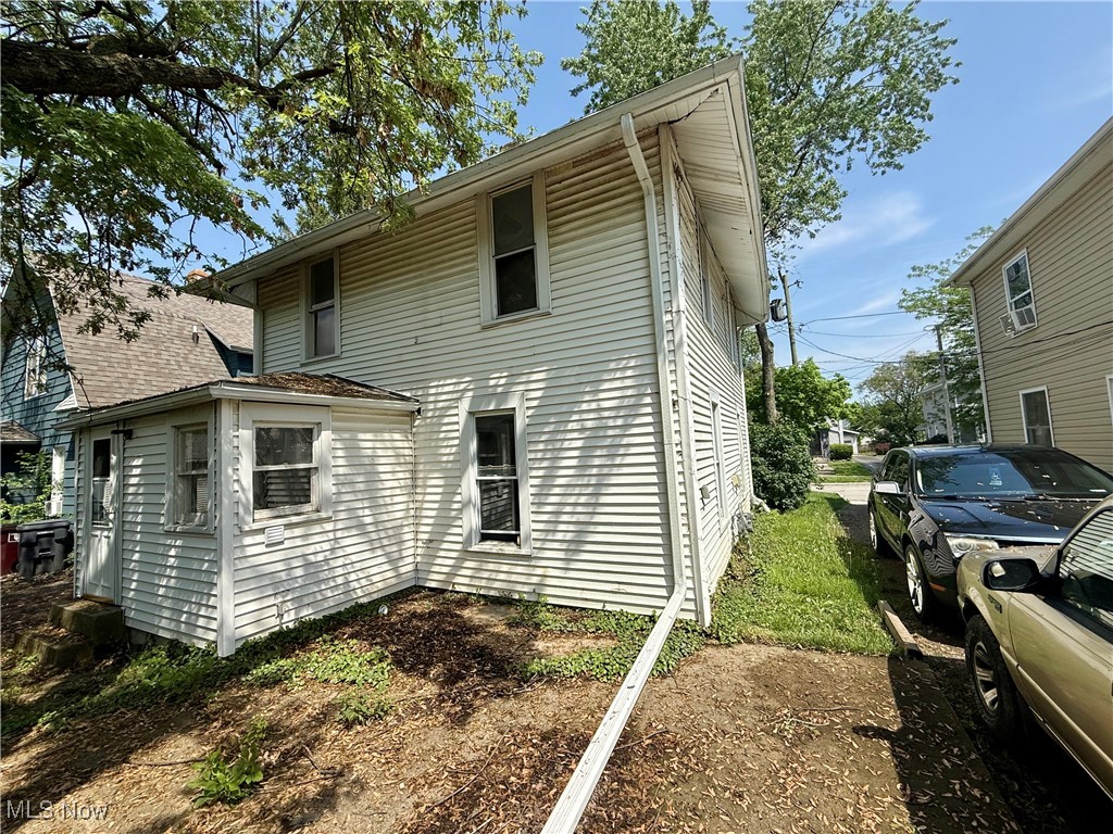 525 Hazel Avenue, Lima, Ohio image 5