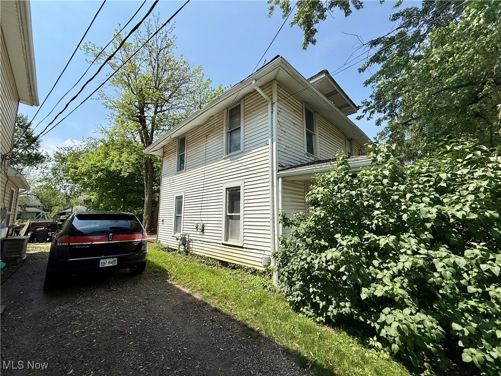 525 Hazel Avenue, Lima, Ohio image 6